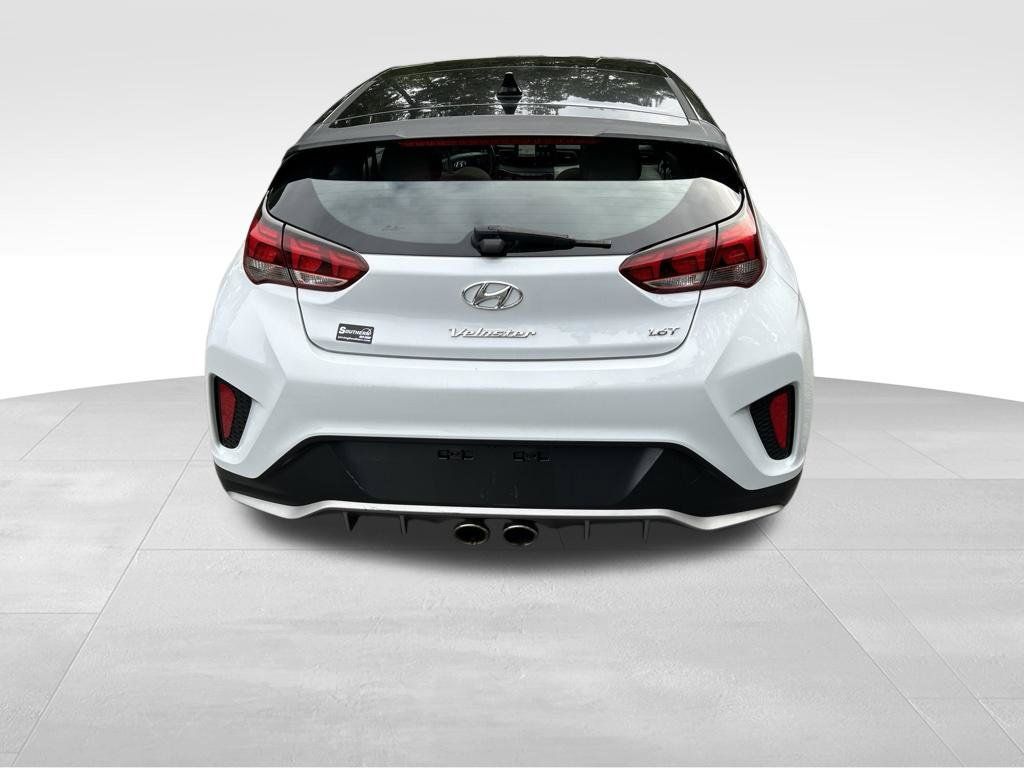 Used 2019 Hyundai Veloster Turbo Ultimate FWD image 4