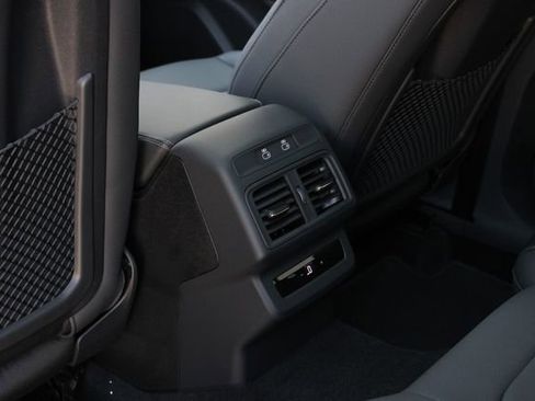 New 2026 Audi Q5 Premium image 22