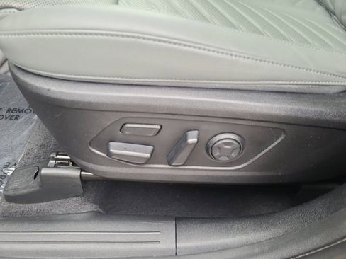 Used 2024 Kia Sorento SX Prestige w/ Sage Leather Package image 12