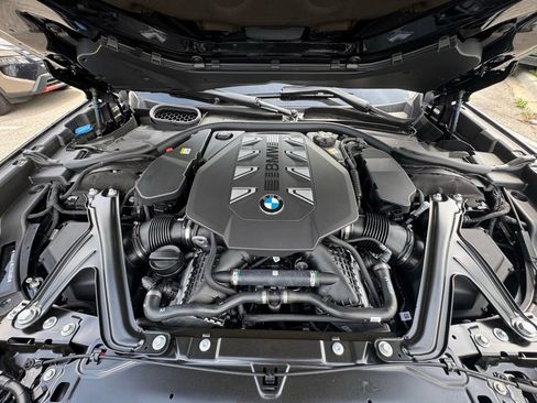 New 2026 BMW 760i xDrive w/ Premium Package AWD/4WD image 29