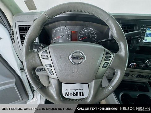 Used 2018 Nissan NV 3500 SL RWD image 11