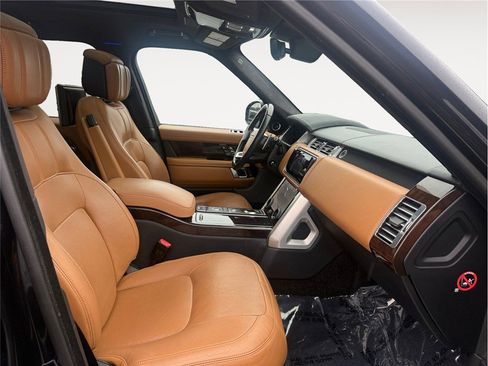 Used 2019 Land Rover Range Rover Autobiography image 15