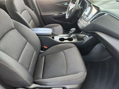 Used 2024 Chevrolet Malibu LT FWD image 10