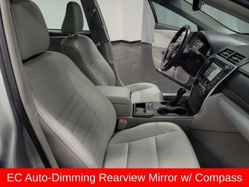 Used 2016 Toyota Camry XLE w/ Moonroof Package image 22