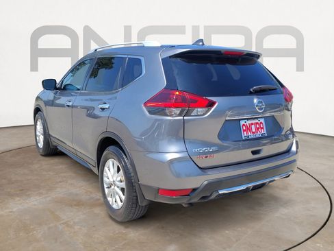Used 2018 Nissan Rogue SV FWD image 8