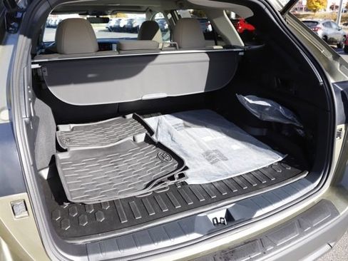 Certified 2025 Subaru Outback Premium w/ Popular Package #1A image 5