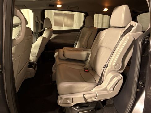 Used 2019 Honda Odyssey EX-L image 38