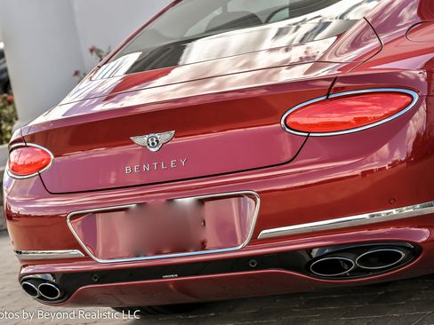 Used 2020 Bentley Continental GT image 14