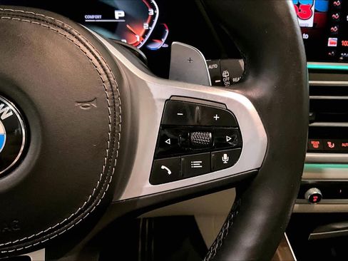 Used 2022 BMW X5 M50i AWD/4WD image 24