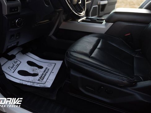 Used 2022 Ford F350 Lariat w/ Lariat Ultimate Package image 25