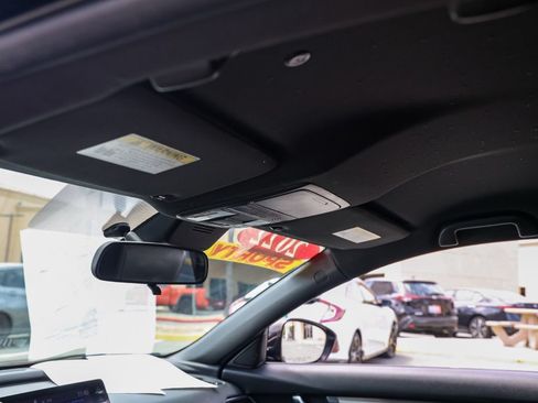Used 2022 Honda Accord Sport image 13