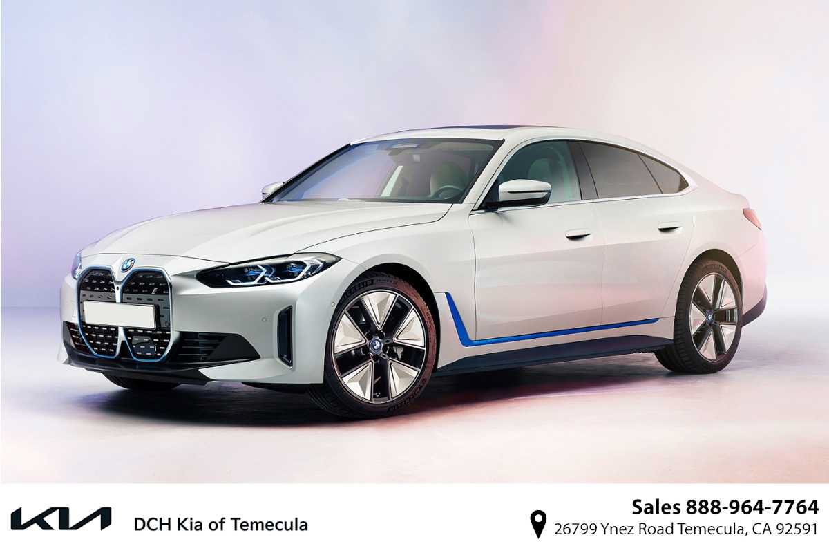 Used 2023 BMW i4 eDrive40 w/ Premium Package RWD image 1