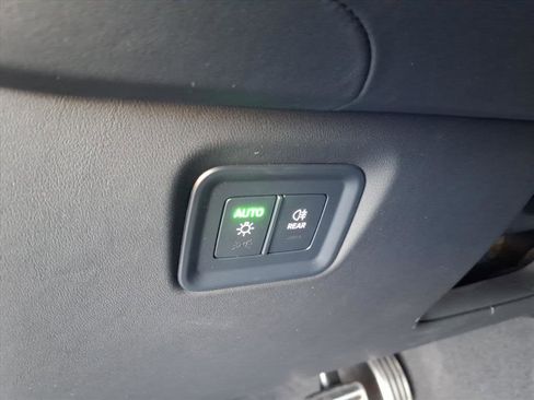 New 2026 Porsche Cayenne GTS image 10