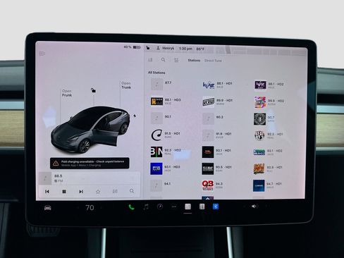 Used 2019 Tesla Model 3 image 10