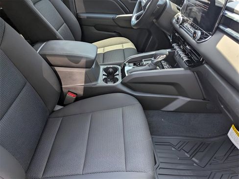 New 2026 GMC Canyon Elevation w/ Convenience Package image 37