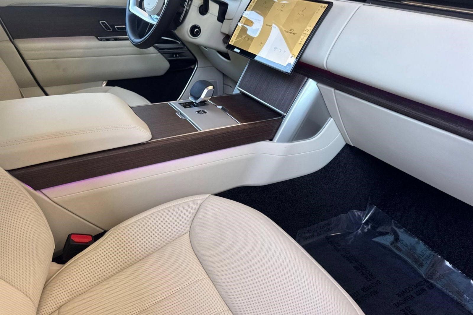 New 2026 Land Rover Range Rover SE AWD/4WD image 29