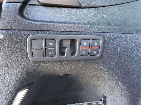 Used 2024 Audi SQ7 Premium Plus image 7