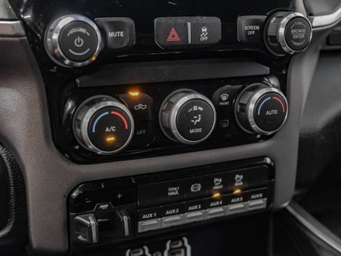 Used 2024 RAM 3500 Big Horn w/ Night Edition AWD/4WD image 26