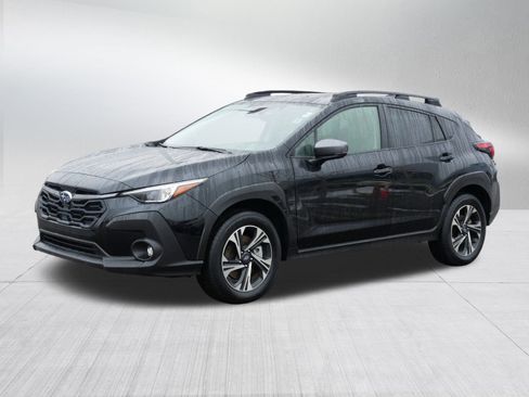 Used 2024 Subaru Crosstrek 2.0i Premium image 3