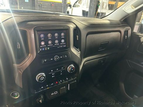 Used 2024 GMC Sierra 1500 Pro w/ Graphite Edition AWD/4WD image 13
