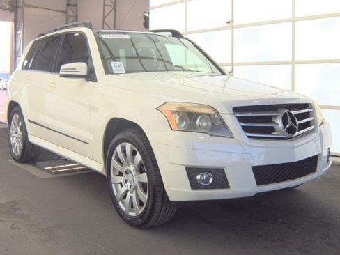 Used 2011 Mercedes-Benz GLK 350 2WD image 3