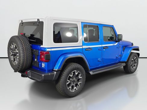 New 2026 Jeep Wrangler Unlimited Sahara w/ Whitecap Package AWD/4WD image 4