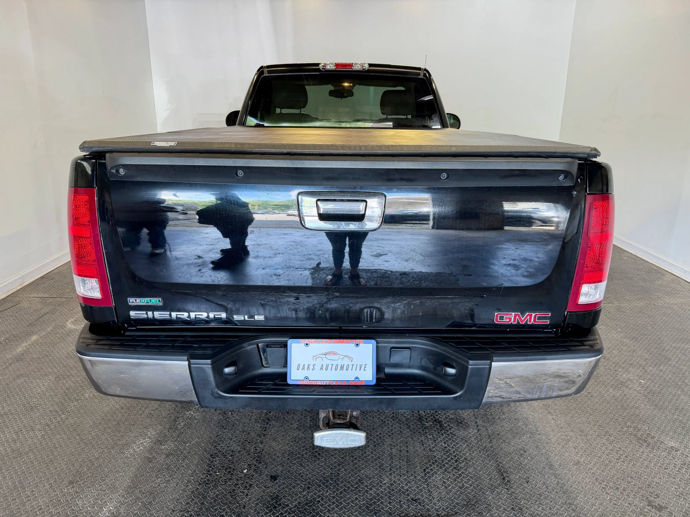 Used 2012 GMC Sierra 1500 SLE w/ Chrome Essentials Package AWD/4WD image 6