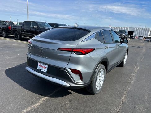 New 2026 Buick Envista Preferred FWD image 10