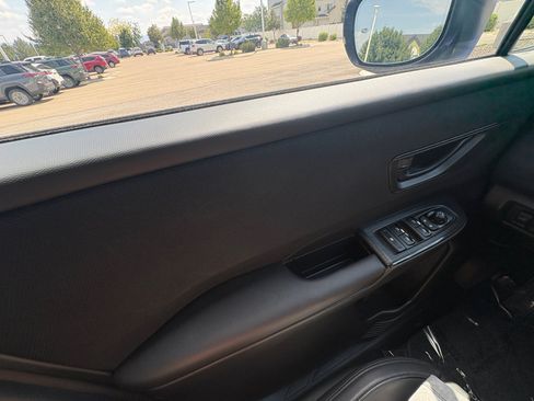 Used 2026 Subaru Outback Premium AWD/4WD image 13
