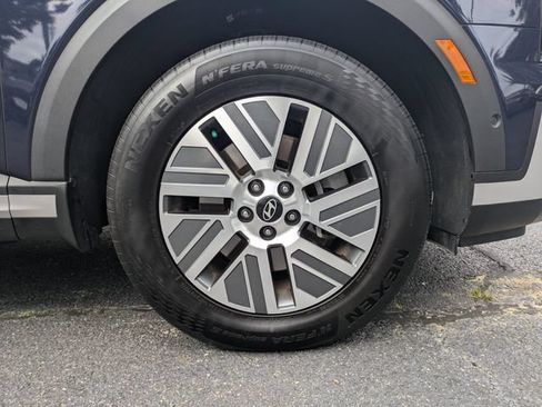 Certified 2026 Hyundai Palisade SEL Premium AWD/4WD image 11