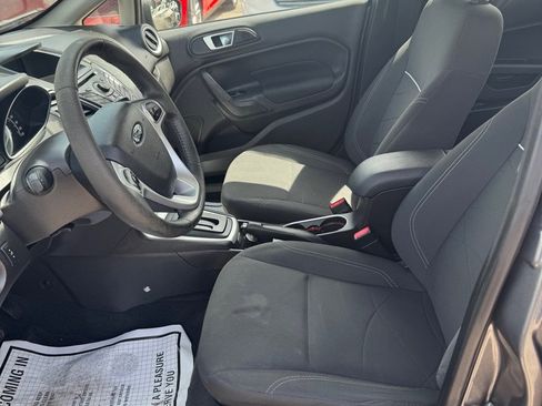 Used 2014 Ford Fiesta SE FWD image 8