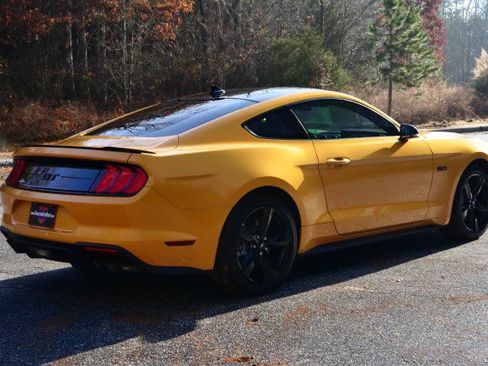 Used 2022 Ford Mustang GT Premium image 23