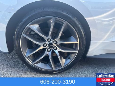 Used 2021 Ford Mustang GT RWD image 8