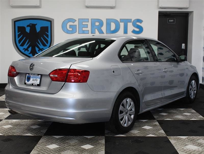 Used 2014 Volkswagen Jetta S FWD image 4