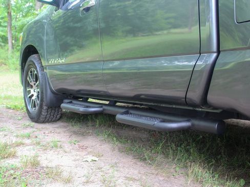 Used 2021 Nissan Titan SV w/ Accessory Utility Package image 10