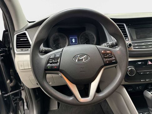 Used 2017 Hyundai Tucson SE FWD image 11