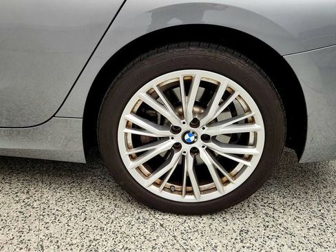 Used 2023 BMW 330i xDrive Sedan w/ Premium Package AWD/4WD image 9