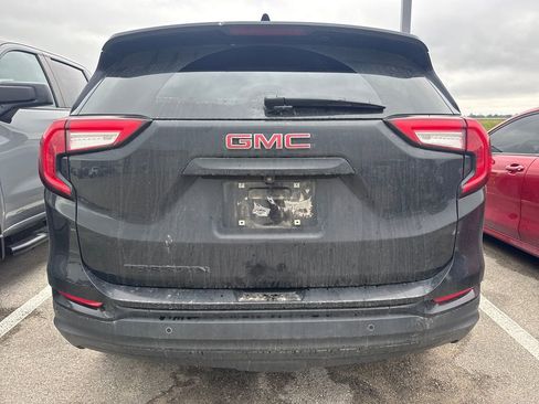 Used 2023 GMC Terrain SLT w/ Elevation Edition FWD image 5