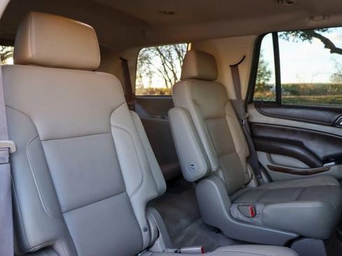 Used 2018 Chevrolet Tahoe LT image 23