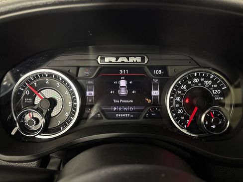 Used 2023 RAM 1500 Laramie AWD/4WD image 21