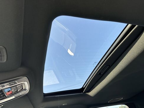 New 2026 RAM 2500 Laramie w/ Night Edition image 38