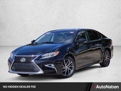 Used 2017 Lexus ES 350 w/ Luxury Package