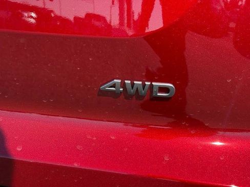 New 2026 Nissan Pathfinder SV image 8