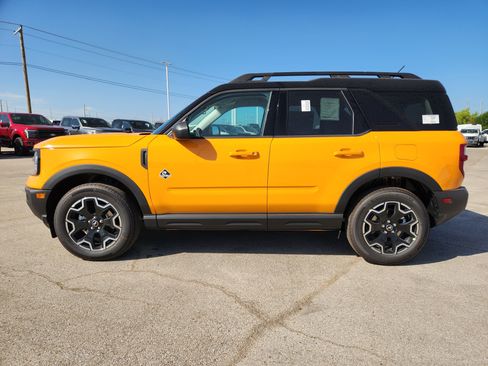 New 2026 Ford Bronco Sport Outer Banks AWD/4WD image 3