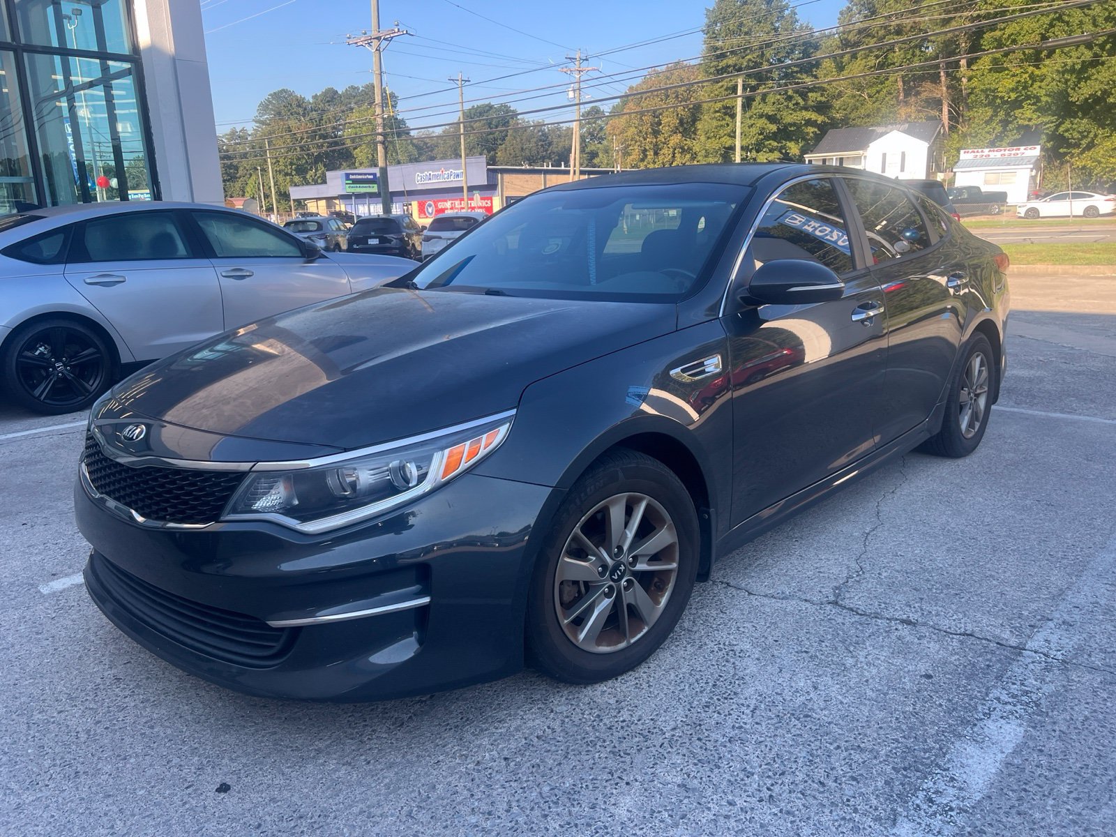 Used 2016 Kia Optima LX FWD image 1