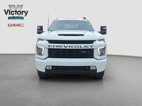 Used 2022 Chevrolet Silverado 3500 LTZ w/ LTZ Plus Package AWD/4WD image 2