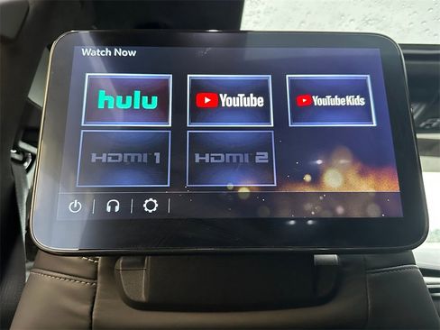 Certified 2023 Cadillac Escalade V w/ Heavy-Duty Trailer Package image 18