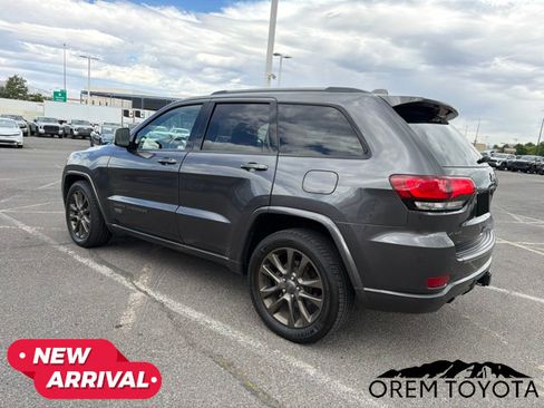 Used 2017 Jeep Grand Cherokee Limited 75th Anniversary AWD/4WD image 18