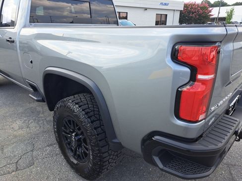 Used 2026 Chevrolet Silverado 2500 ZR2 AWD/4WD image 21