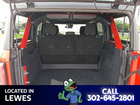 Used 2023 Ford Bronco Wildtrak image 30